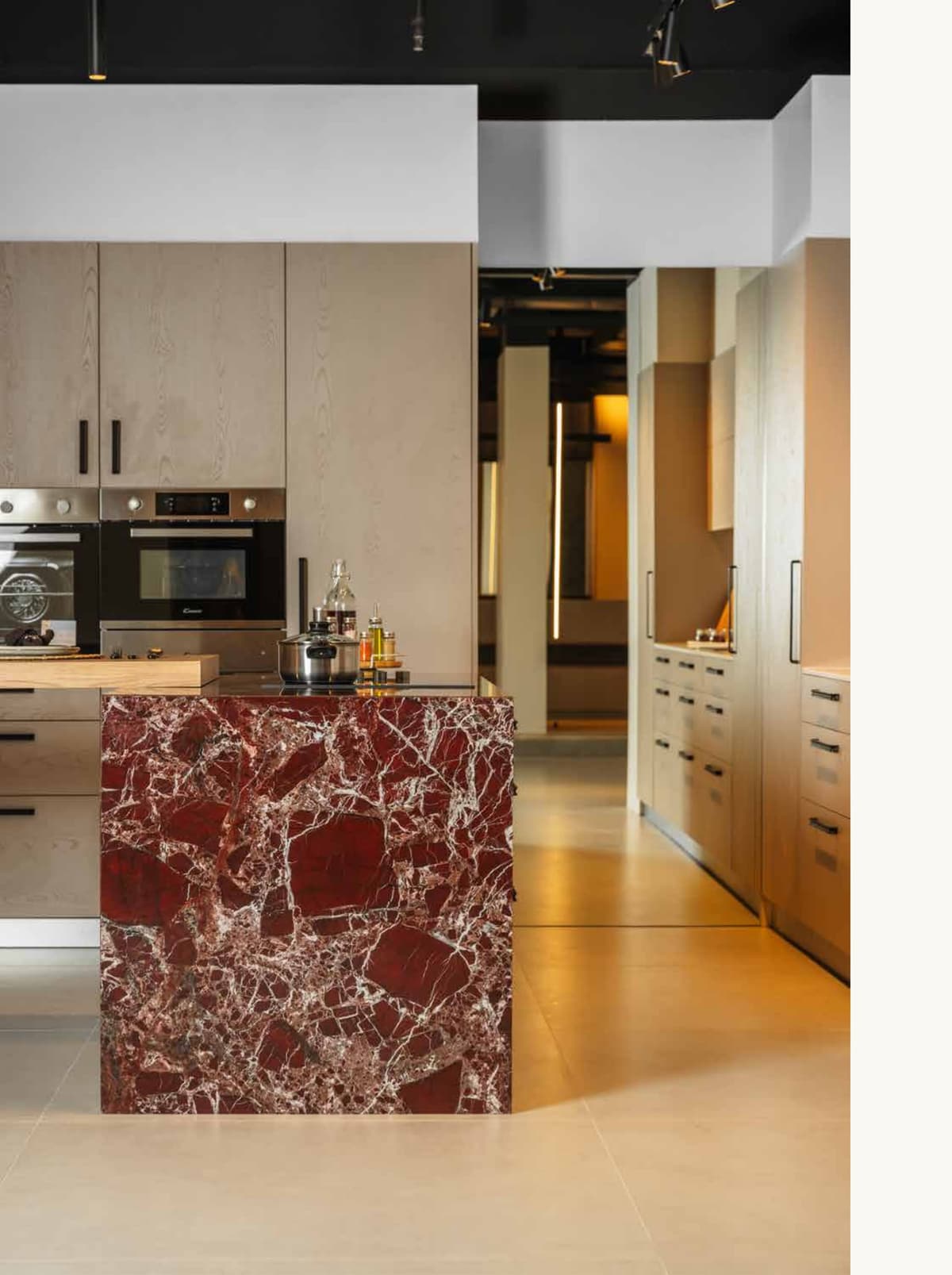 Contemporary green kitchen design